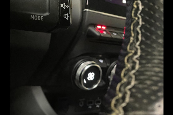 Renault Arkana 1.6 E-Tech hybrid 145 E-Tech engineered PANO NAVI LEER CARPLAY CAMERA BOMVOL!
