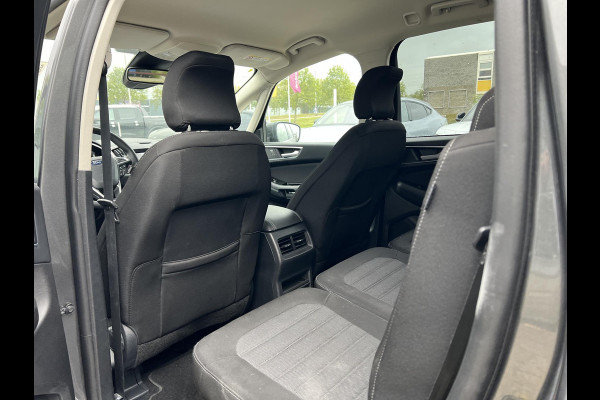 Ford Galaxy 2.5 Titanium FHEV 190pk | Trekhaak | Winter Pack | Adaptive cruise control | Sony audio