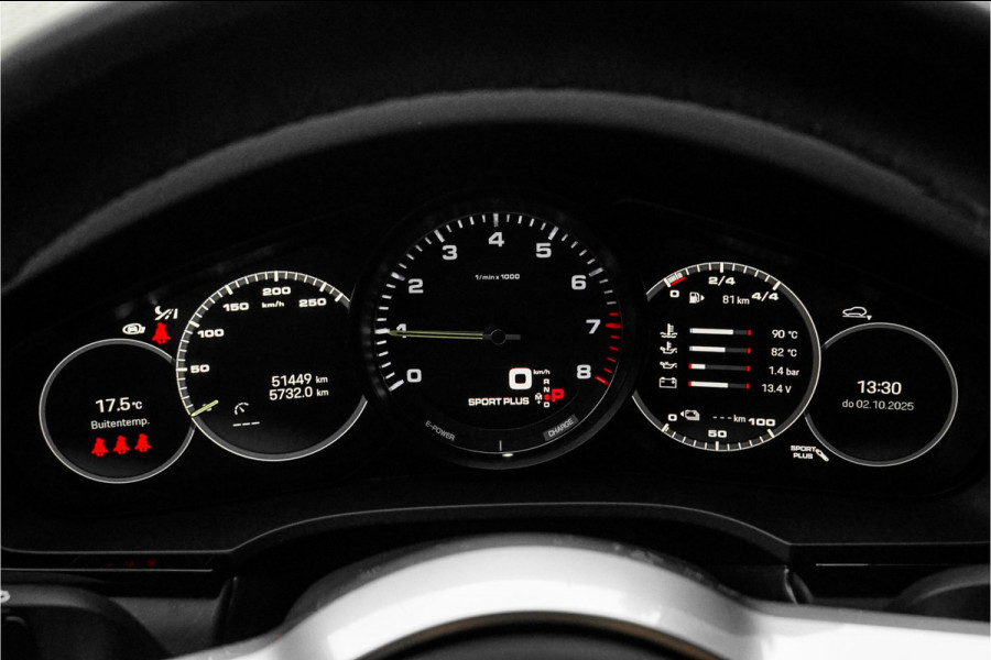 Porsche Cayenne Coupé 3.0 E-Hybrid Platinum Sport Design Luchtv ACC Nachtzicht HUD 22" Trekhaak