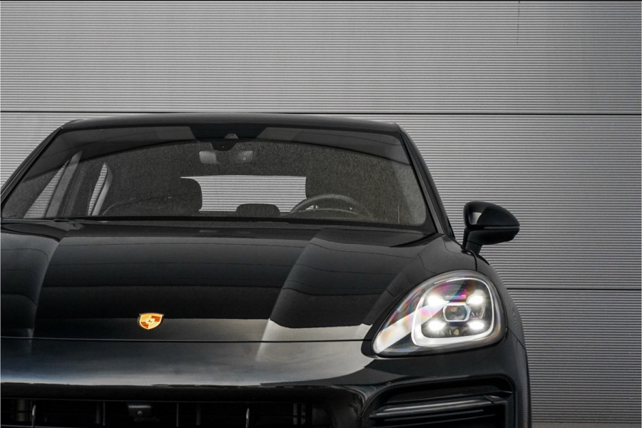 Porsche Cayenne Coupé 3.0 E-Hybrid Platinum Sport Design Luchtv ACC Nachtzicht HUD 22" Trekhaak