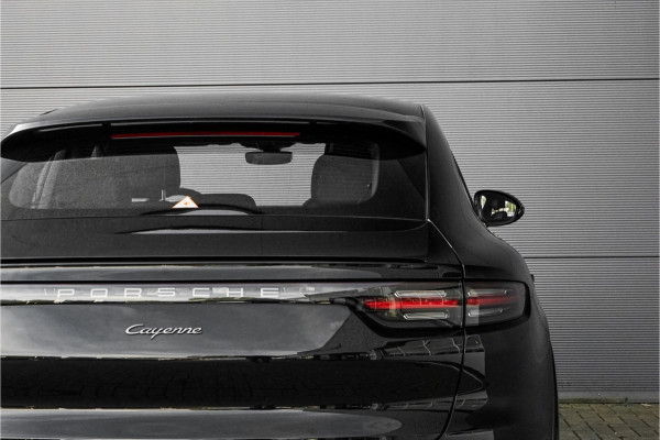 Porsche Cayenne Coupé 3.0 E-Hybrid Platinum Sport Design Luchtv ACC Nachtzicht HUD 22" Trekhaak