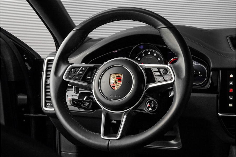Porsche Cayenne Coupé 3.0 E-Hybrid Platinum Sport Design Luchtv ACC Nachtzicht HUD 22" Trekhaak