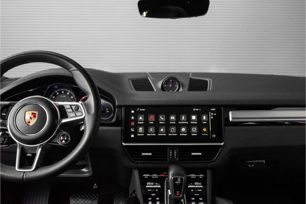 Porsche Cayenne Coupé 3.0 E-Hybrid Platinum Sport Design Luchtv ACC Nachtzicht HUD 22" Trekhaak
