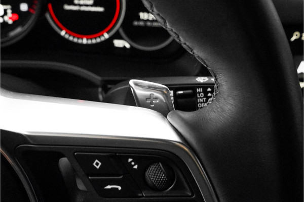 Porsche Cayenne Coupé 3.0 E-Hybrid Platinum Sport Design Luchtv ACC Nachtzicht HUD 22" Trekhaak