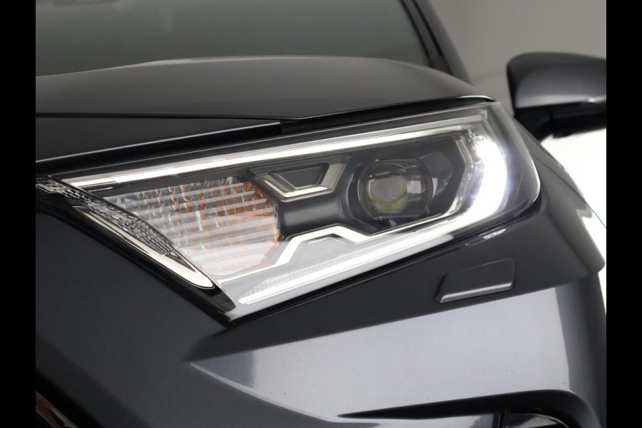 Toyota RAV4 2.5 Plug-in Hybrid AWD Dynamic | 1500KG trekgewicht | Afneembare Trekhaak| Stuur- & Stoelverwarming | Apple Carplay & AndroidAUTO | Toyota RAV4 2.5 Plug-in Hybrid AWD Dynamic | 1500KG trekgewicht | Afneembare Trekhaak| Stuur- & Stoelverwarming | Apple Carplay & AndroidAUTO |
