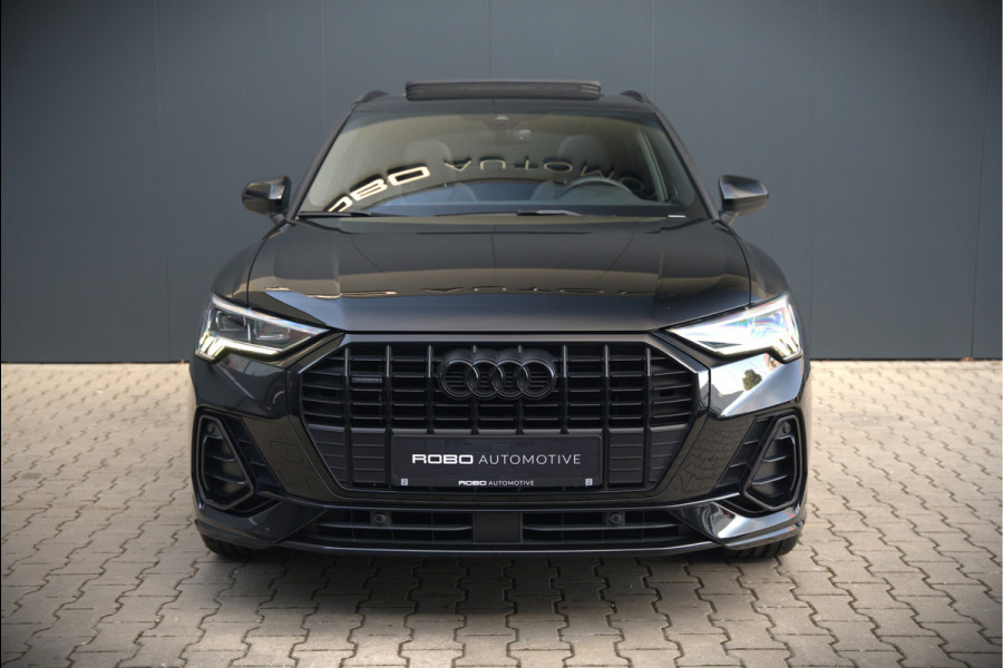 Audi Q3 40 TFSI quattro S Line Pro Line S | 190 PK | Panoramadak | Matrix Led | Stoelverwarming | Leer | Dodehoekdetectie | Automaat | BTW | Black Edition | Cruise Control | Virtual | Navigatie | Dealer Onderhouden |