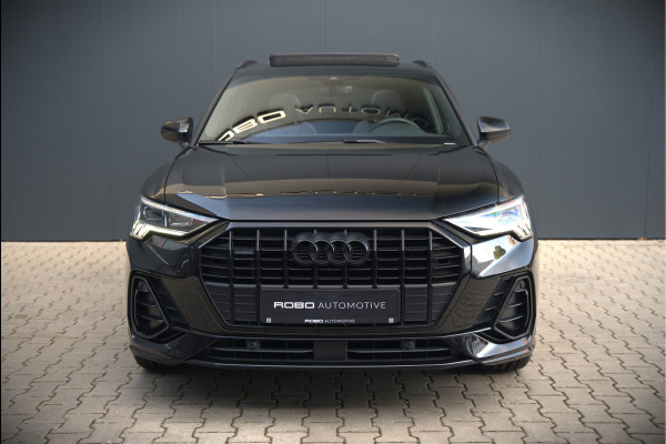 Audi Q3 40 TFSI quattro S Line Pro Line S | 190 PK | Panoramadak | Matrix Led | Stoelverwarming | Leer | Dodehoekdetectie | Automaat | BTW | Black Edition | Cruise Control | Virtual | Navigatie | Dealer Onderhouden |