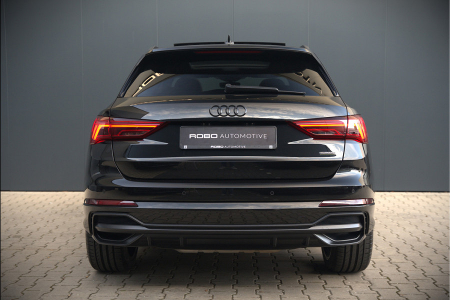 Audi Q3 40 TFSI quattro S Line Pro Line S | 190 PK | Panoramadak | Matrix Led | Stoelverwarming | Leer | Dodehoekdetectie | Automaat | BTW | Black Edition | Cruise Control | Virtual | Navigatie | Dealer Onderhouden |