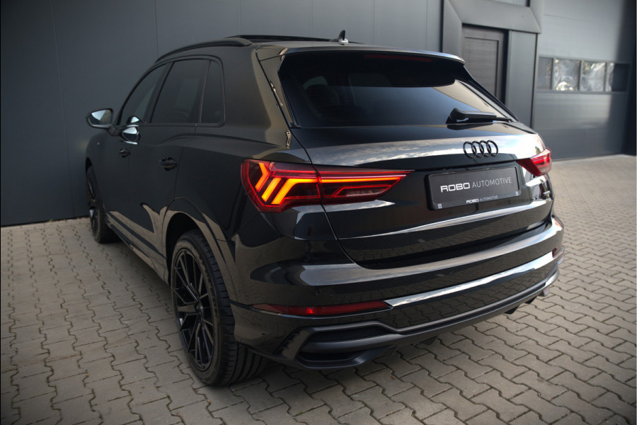Audi Q3 40 TFSI quattro S Line Pro Line S | 190 PK | Panoramadak | Matrix Led | Stoelverwarming | Leer | Dodehoekdetectie | Automaat | BTW | Black Edition | Cruise Control | Virtual | Navigatie | Dealer Onderhouden |