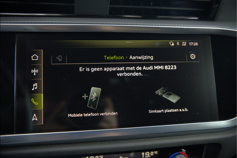 Audi Q3 40 TFSI quattro S Line Pro Line S | 190 PK | Panoramadak | Matrix Led | Stoelverwarming | Leer | Dodehoekdetectie | Automaat | BTW | Black Edition | Cruise Control | Virtual | Navigatie | Dealer Onderhouden |