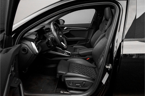 Audi A3 Sportback 40 TFSI e S-Line Pano RS Sportzetels Camera 19"
