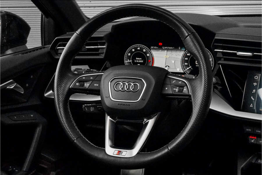 Audi A3 Sportback 40 TFSI e S-Line Pano RS Sportzetels Camera 19"