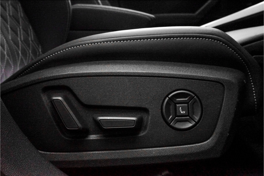 Audi A3 Sportback 40 TFSI e S-Line Pano RS Sportzetels Camera 19"