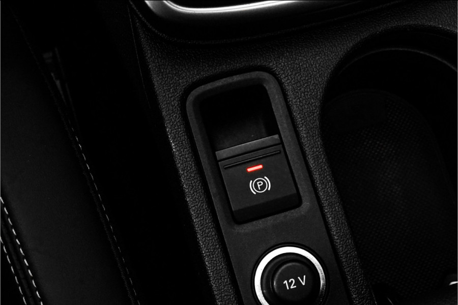 Audi A3 Sportback 40 TFSI e S-Line Pano RS Sportzetels Camera 19"