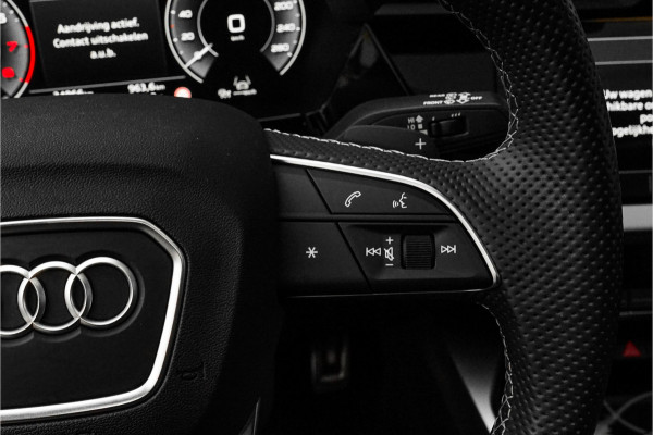 Audi A3 Sportback 40 TFSI e S-Line Pano RS Sportzetels Camera 19"