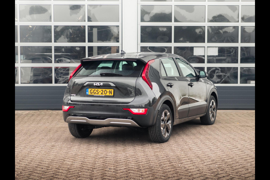 Kia Niro EV Light Edition 64.8 kWh | Navigatie | Achteruitrijcamera | Airco | Cruise control Adaptieve |