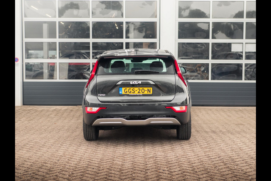 Kia Niro EV Light Edition 64.8 kWh | Navigatie | Achteruitrijcamera | Airco | Cruise control Adaptieve |