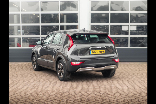 Kia Niro EV Light Edition 64.8 kWh | Navigatie | Achteruitrijcamera | Airco | Cruise control Adaptieve |