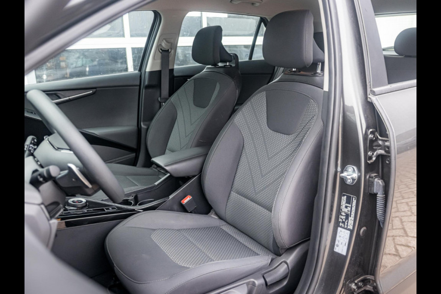 Kia Niro EV Light Edition 64.8 kWh | Navigatie | Achteruitrijcamera | Airco | Cruise control Adaptieve |