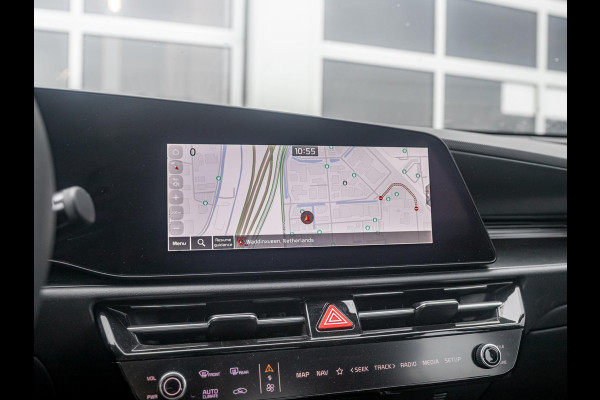 Kia Niro EV Light Edition 64.8 kWh | Navigatie | Achteruitrijcamera | Airco | Cruise control Adaptieve |