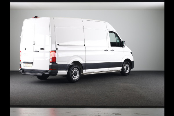 Volkswagen Crafter 35 2.0 TDI L3H3 EURO VI 140 pk Automaat| Verlengde garantie | Navigatie | Parkeersensoren | Achteruitrijcamera | Cruise control | Apple Carplay/Android Auto |