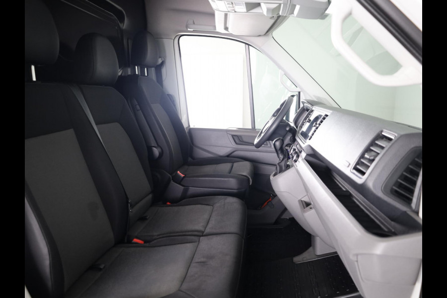 Volkswagen Crafter 35 2.0 TDI L3H3 EURO VI 140 pk Automaat| Verlengde garantie | Navigatie | Parkeersensoren | Achteruitrijcamera | Cruise control | Apple Carplay/Android Auto |