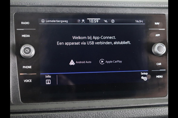 Volkswagen Crafter 35 2.0 TDI L3H3 EURO VI 140 pk Automaat| Verlengde garantie | Navigatie | Parkeersensoren | Achteruitrijcamera | Cruise control | Apple Carplay/Android Auto |