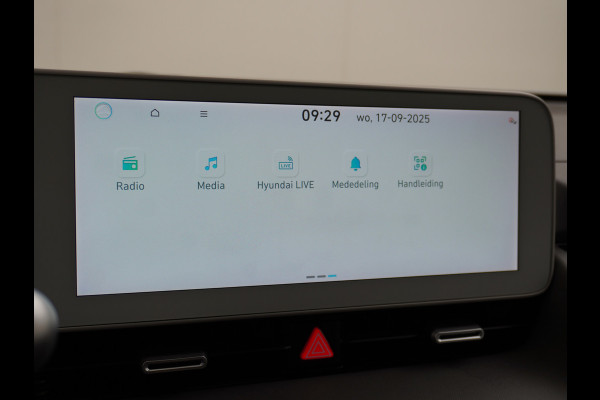 Hyundai IONIQ 5 Connect 58kWh Trekhaak Warmtepomp Apple Carplay Android Auto Adap.Cruise Navi Ecc Camera Pdc Stoel+Stuurverwarming Bluelink DAB Elek.Achterklep 1e Eigenaar Origineel Nederlandse Auto