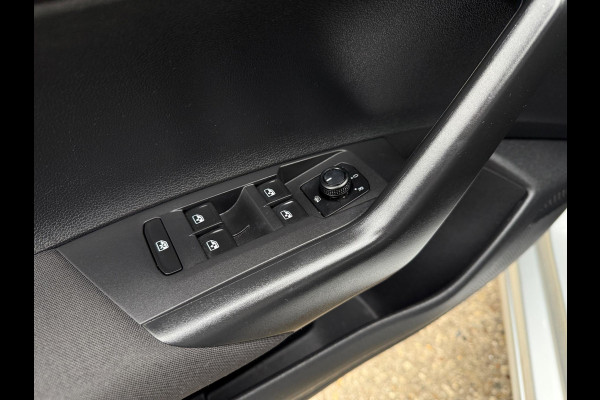 Volkswagen Polo 1.0 TSI COMFORTLINE 2019 ACC ADAPTIVE NAP NAVI CARPLAY