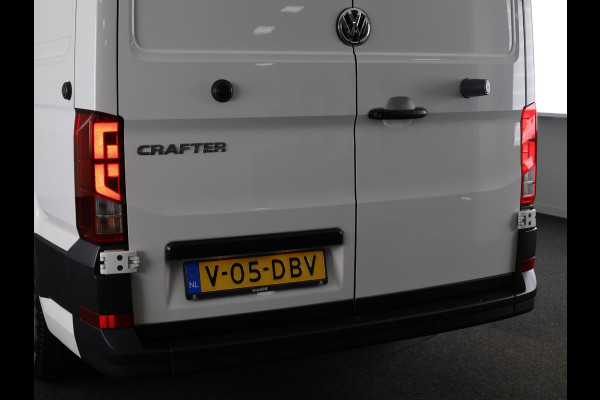 Volkswagen Crafter 35 2.0 TDI L3H3 EURO VI 140 pk Automaat| Verlengde garantie | Navigatie | Parkeersensoren | Achteruitrijcamera | Cruise control | Apple Carplay/Android Auto | Volkswagen Crafter 35 2.0 TDI L3H3 EURO VI 140 pk Automaat| Verlengde garantie | Navigatie | Parkeersensoren | Achteruitrijcamera | Cruise control | Apple Carplay/Android Auto |