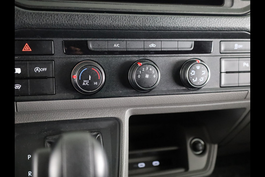 Volkswagen Crafter 35 2.0 TDI L3H3 EURO VI 140 pk Automaat| Verlengde garantie | Navigatie | Parkeersensoren | Achteruitrijcamera | Cruise control | Apple Carplay/Android Auto | Volkswagen Crafter 35 2.0 TDI L3H3 EURO VI 140 pk Automaat| Verlengde garantie | Navigatie | Parkeersensoren | Achteruitrijcamera | Cruise control | Apple Carplay/Android Auto |