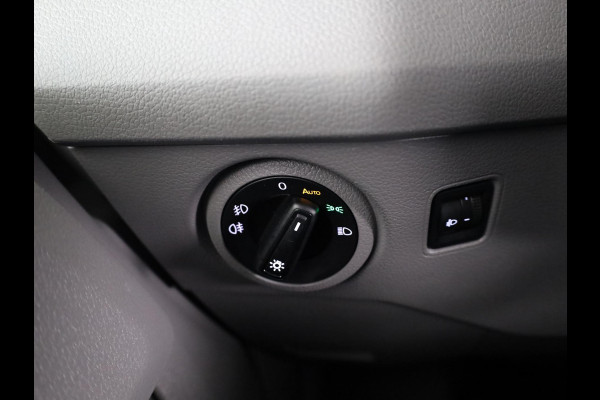 Volkswagen Crafter 35 2.0 TDI L3H3 EURO VI 140 pk Automaat| Verlengde garantie | Navigatie | Parkeersensoren | Achteruitrijcamera | Cruise control | Apple Carplay/Android Auto | Volkswagen Crafter 35 2.0 TDI L3H3 EURO VI 140 pk Automaat| Verlengde garantie | Navigatie | Parkeersensoren | Achteruitrijcamera | Cruise control | Apple Carplay/Android Auto |