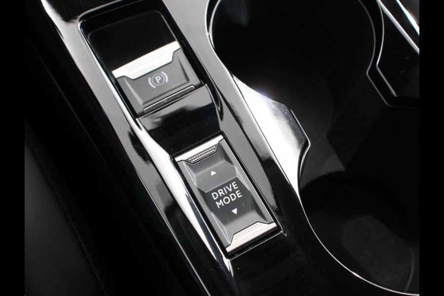 Peugeot 208 1.2 Hybrid 100PK Automaat Allure | Navigatie | Apple Carplay/Android Auto | Airco | Camera | Parkeer sensoren | Cruise Control | Led | Lichtmetalen Velgen