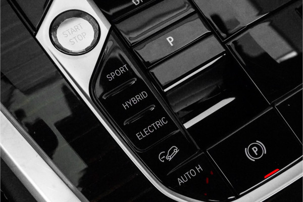 BMW X5 xDrive50e M-Sport Pro Pano HUD Lucht H/K Massage 22"