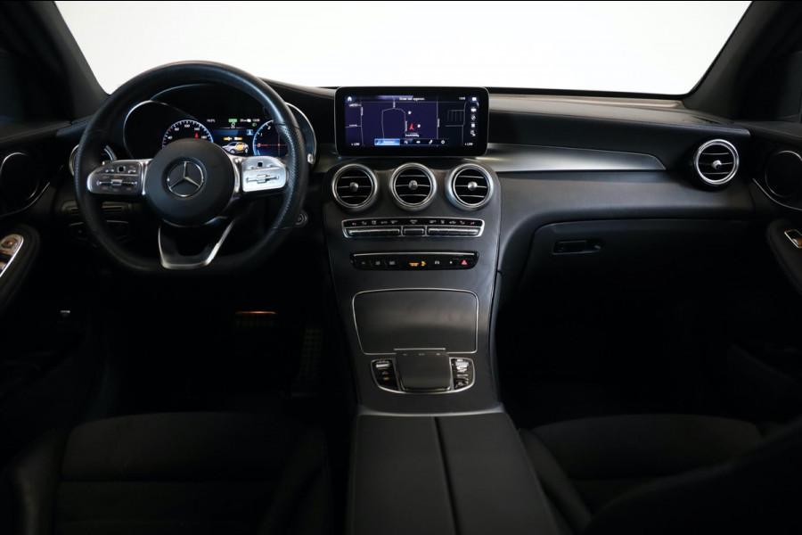 Mercedes-Benz GLC Coupé 300de 4MATIC AMG Head Up Memory Open Pano 360 Camera Acc Trekhaak Led 20" Velgen LEASE / INRUIL MOG
