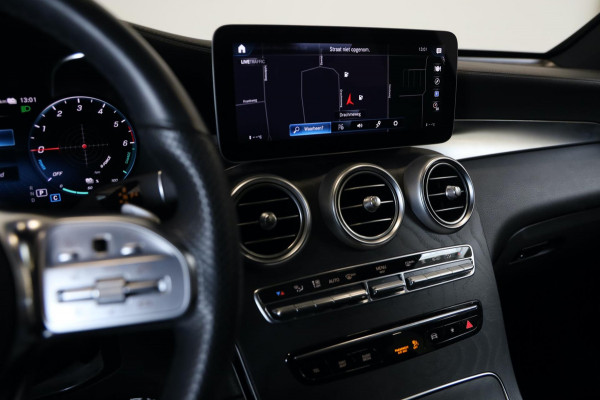 Mercedes-Benz GLC Coupé 300de 4MATIC AMG Head Up Memory Open Pano 360 Camera Acc Trekhaak Led 20" Velgen LEASE / INRUIL MOG