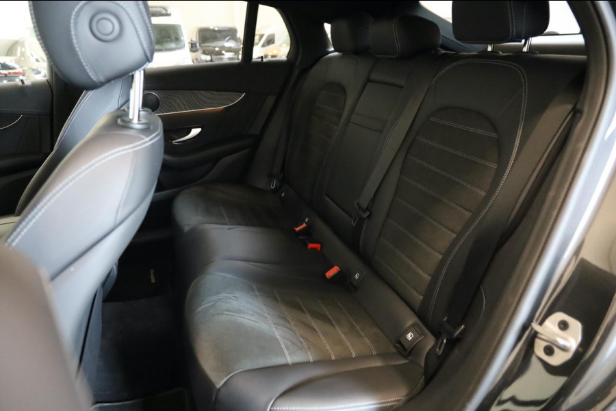 Mercedes-Benz GLC Coupé 300de 4MATIC AMG Head Up Memory Open Pano 360 Camera Acc Trekhaak Led 20" Velgen LEASE / INRUIL MOG