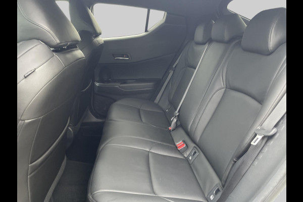 Toyota C-HR 1.8 Hybrid Bi-Tone | leder | JBL Audio | Twotone | trekhaak | sidebars | navigatie
