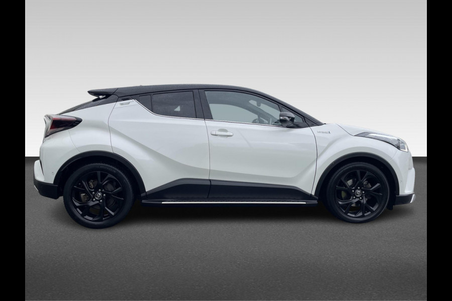Toyota C-HR 1.8 Hybrid Bi-Tone | leder | JBL Audio | Twotone | trekhaak | sidebars | navigatie