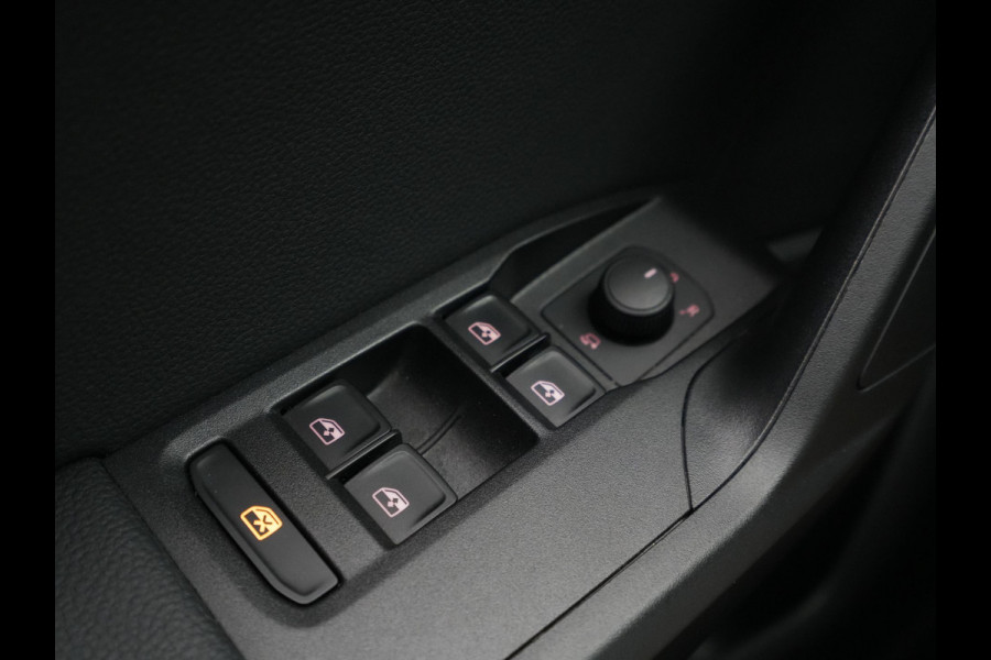 Seat Arona 1.0 TSI 115pk Style Camera Parkassist LED Navigatie Sideassist 177