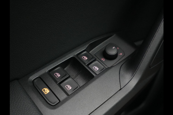 Seat Arona 1.0 TSI 115pk Style Camera Parkassist LED Navigatie Sideassist 177
