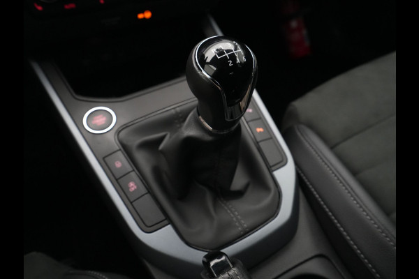 Seat Arona 1.0 TSI 115pk Style Camera Parkassist LED Navigatie Sideassist 177