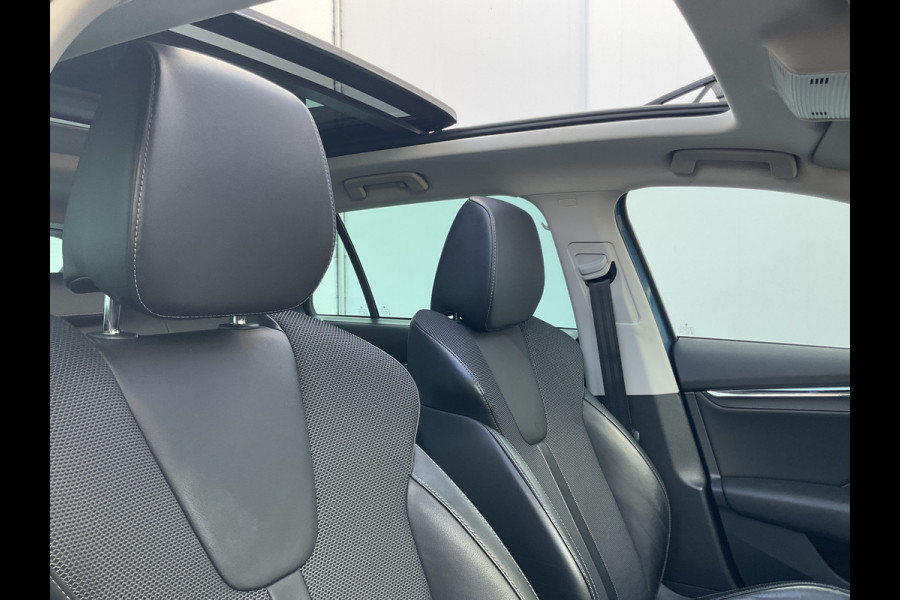 Škoda Octavia Combi 1.4 TSI iV PHEV Business Edition Plus Pano.dak Stoel/Stuur verw. Škoda Octavia Combi 1.4 TSI iV PHEV Business Edition Plus Pano.dak Stoel/Stuur verw.