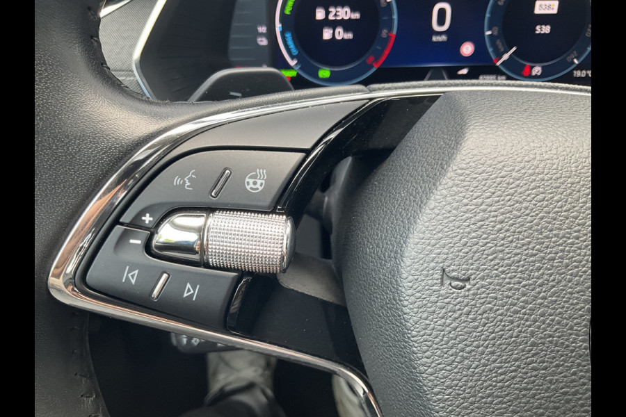 Škoda Octavia Combi 1.4 TSI iV PHEV Business Edition Plus Pano.dak Stoel/Stuur verw. Škoda Octavia Combi 1.4 TSI iV PHEV Business Edition Plus Pano.dak Stoel/Stuur verw.