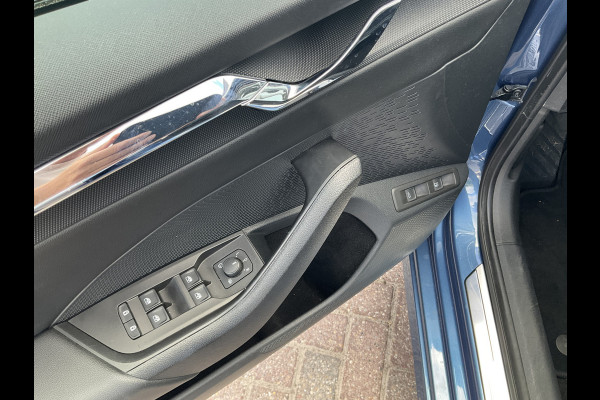 Škoda Octavia Combi 1.4 TSI iV PHEV Business Edition Plus Pano.dak Stoel/Stuur verw. Škoda Octavia Combi 1.4 TSI iV PHEV Business Edition Plus Pano.dak Stoel/Stuur verw.