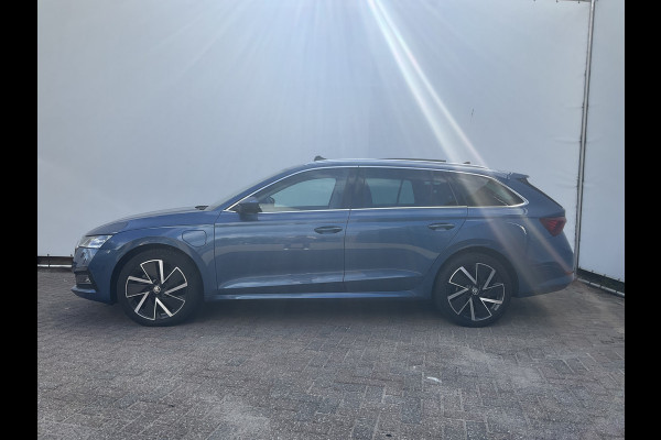 Škoda Octavia Combi 1.4 TSI iV PHEV Business Edition Plus Pano.dak Stoel/Stuur verw. Škoda Octavia Combi 1.4 TSI iV PHEV Business Edition Plus Pano.dak Stoel/Stuur verw.