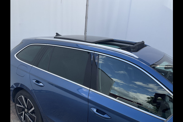 Škoda Octavia Combi 1.4 TSI iV PHEV Business Edition Plus Pano.dak Stoel/Stuur verw. Škoda Octavia Combi 1.4 TSI iV PHEV Business Edition Plus Pano.dak Stoel/Stuur verw.