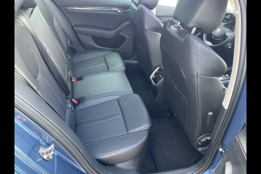 Škoda Octavia Combi 1.4 TSI iV PHEV Business Edition Plus Pano.dak Stoel/Stuur verw. Škoda Octavia Combi 1.4 TSI iV PHEV Business Edition Plus Pano.dak Stoel/Stuur verw.