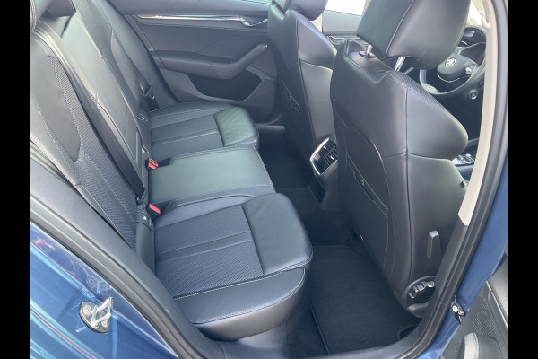 Škoda Octavia Combi 1.4 TSI iV PHEV Business Edition Plus Pano.dak Stoel/Stuur verw. Škoda Octavia Combi 1.4 TSI iV PHEV Business Edition Plus Pano.dak Stoel/Stuur verw.