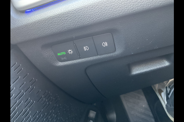 Škoda Octavia Combi 1.4 TSI iV PHEV Business Edition Plus Pano.dak Stoel/Stuur verw. Škoda Octavia Combi 1.4 TSI iV PHEV Business Edition Plus Pano.dak Stoel/Stuur verw.